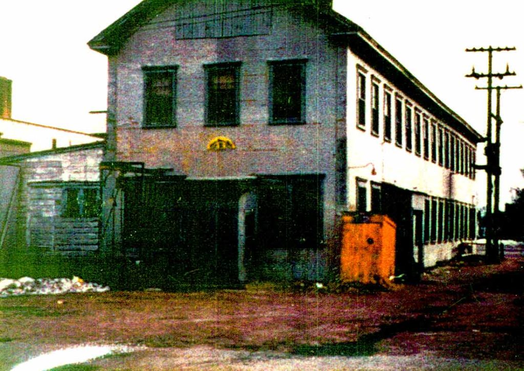 Roe&Sons 1st factory 1900-1960-BKM